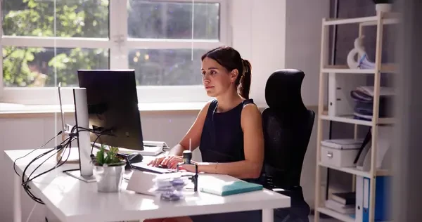 Cuidar la ergonomía en el trabajo una inversión en bienestar y productividad